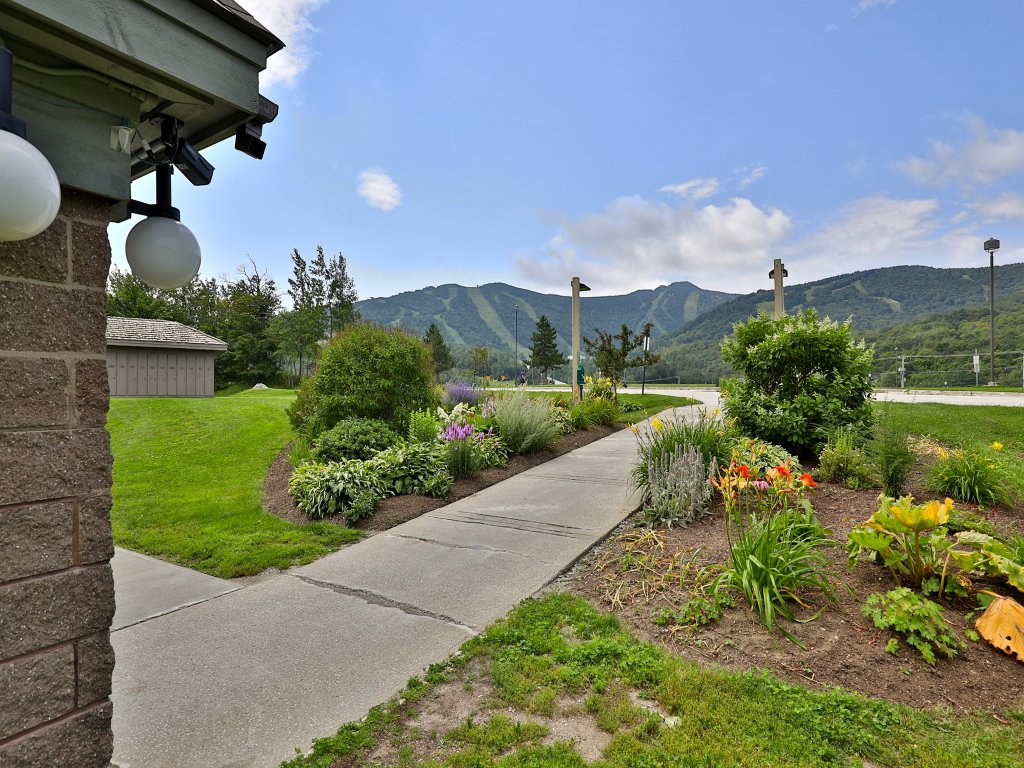 Mountain Green Condo 3B7 Vacation Rental in Killington - RedAwning
