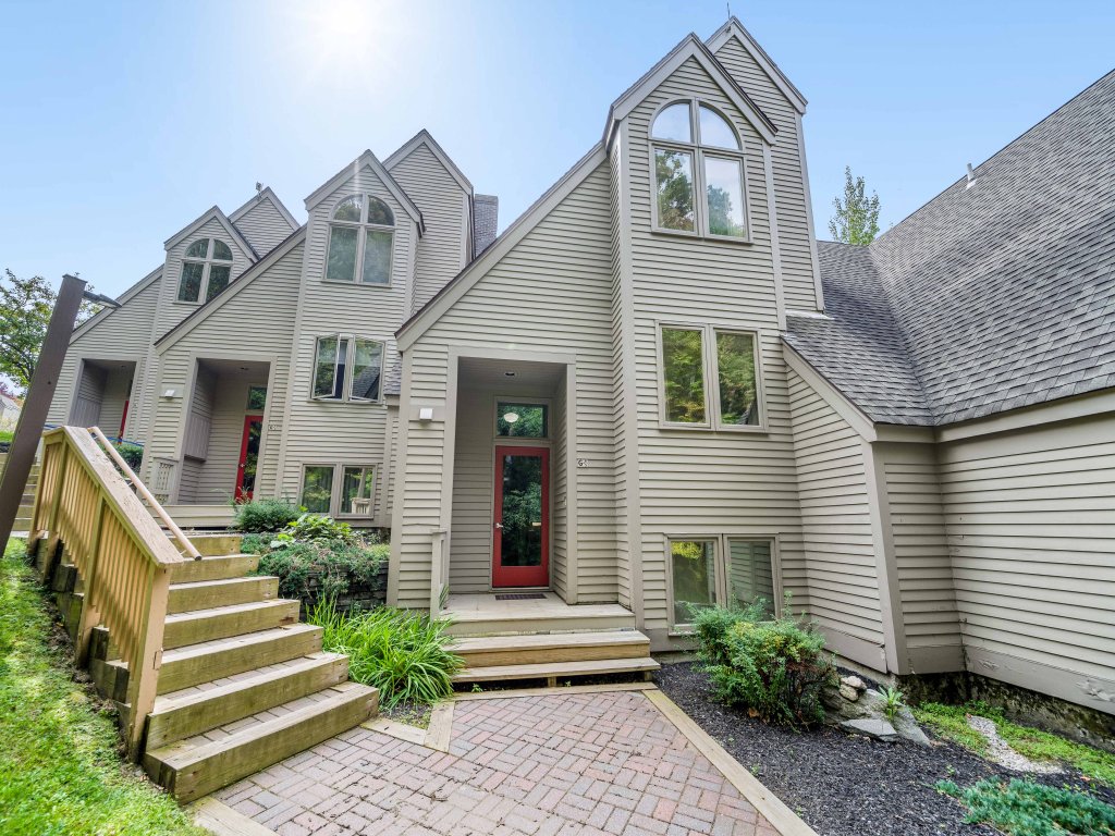 Fall Line Condo G6A/B (Beauty and the Beast of the East) Vacation Rental in Killington - RedAwning