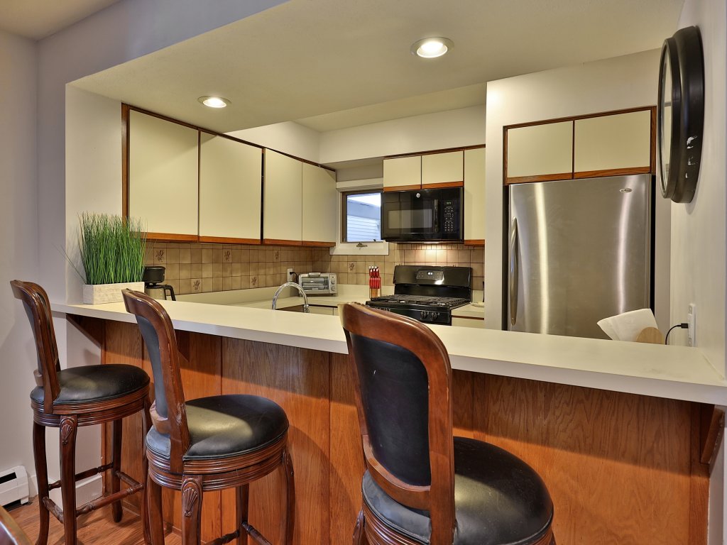 Fox Hollow Village C4 Vacation Rental in Vermont - RedAwning