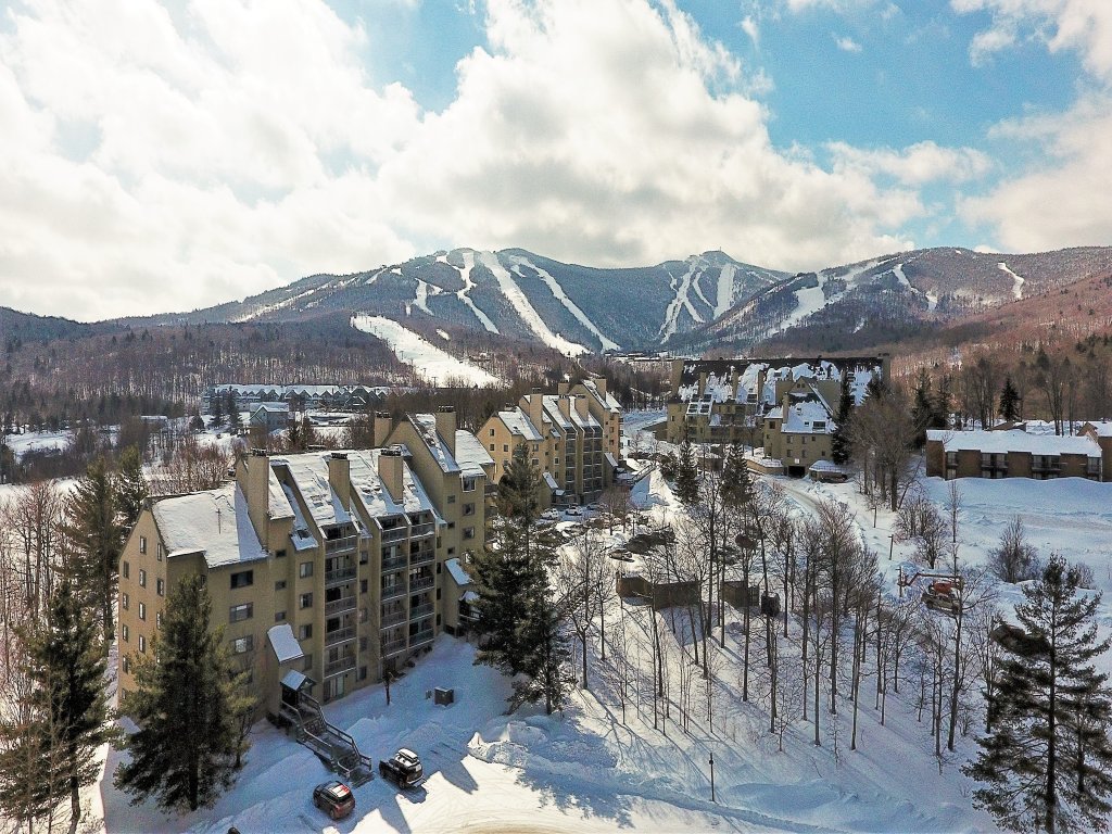 Mountain Green Condo 3G2 Vacation Rental in Killington - RedAwning