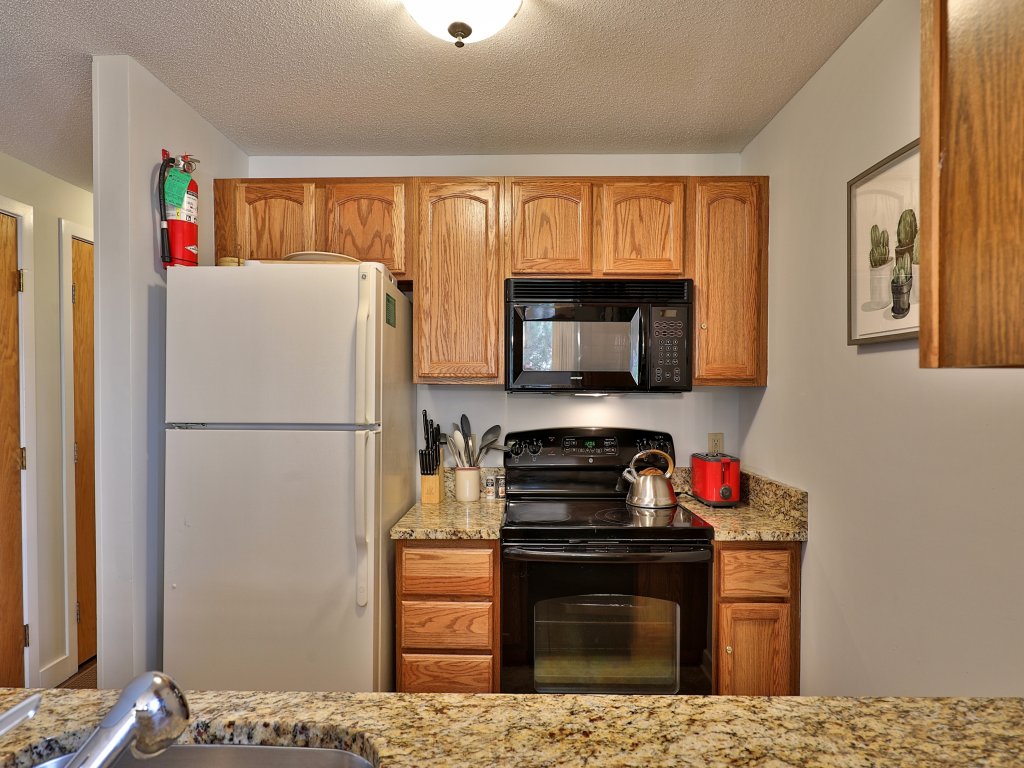 Fall Line Condo E3 Vacation Rental in Killington - RedAwning