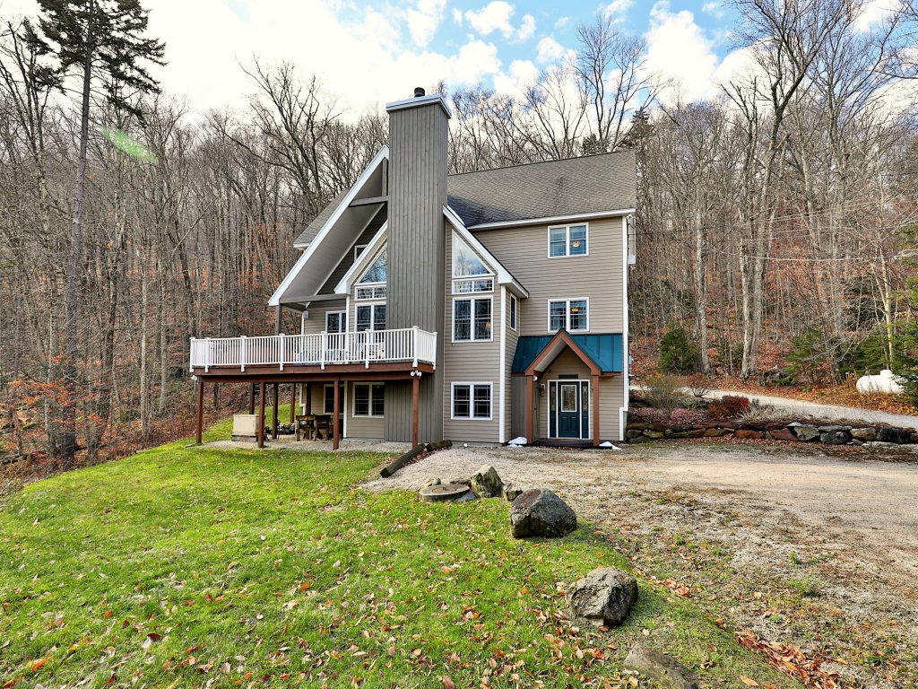 The Queens Croft Vacation Rental in Killington - RedAwning
