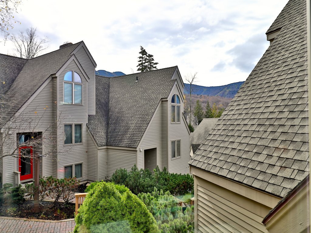 Fall Line Condo E6 Vacation Rental in Killington - RedAwning