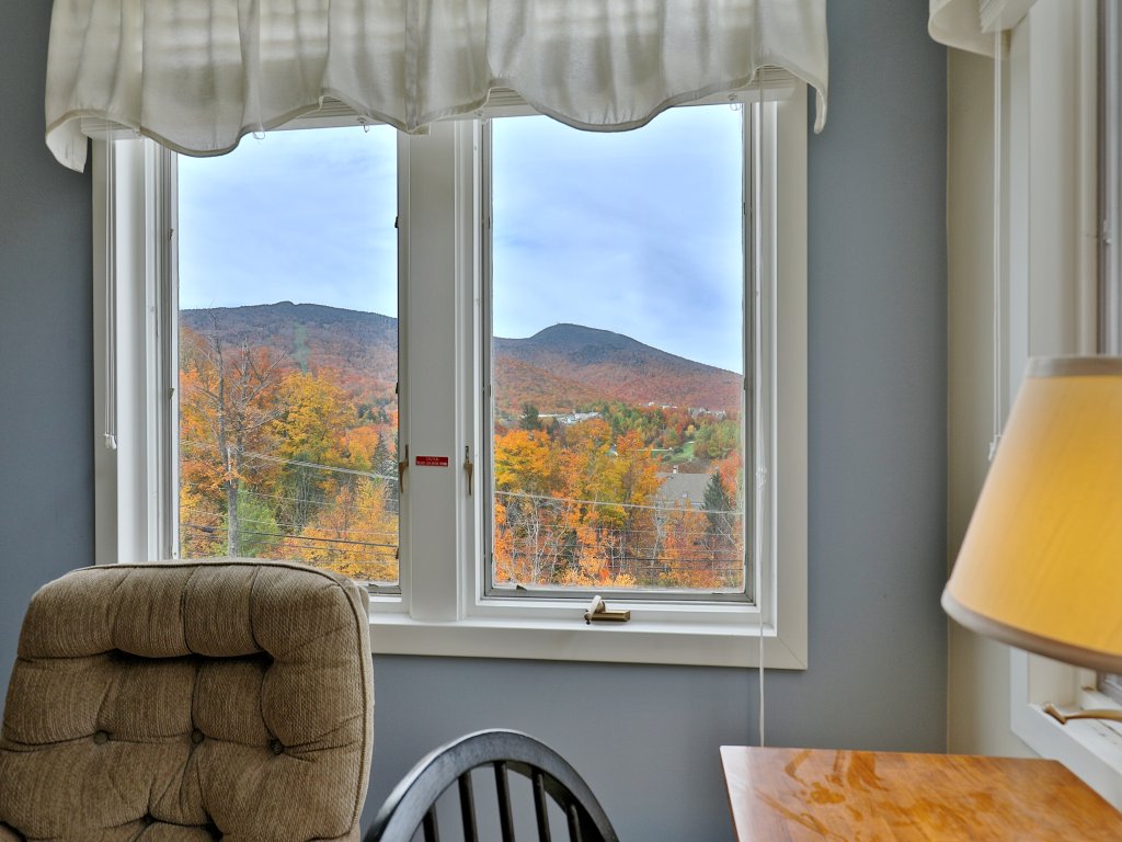 Fall Line Condo E2A/B Vacation Rental in Killington - RedAwning