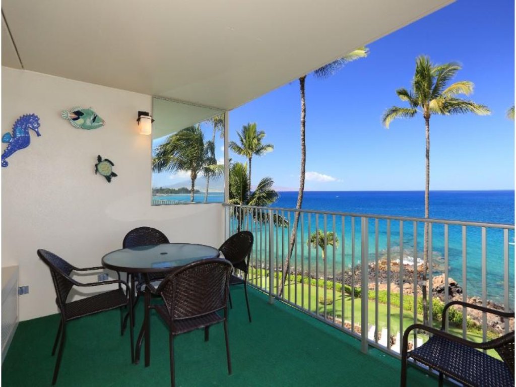 ROYAL MAUIAN, #416 Vacation Rental in Hawaii - RedAwning