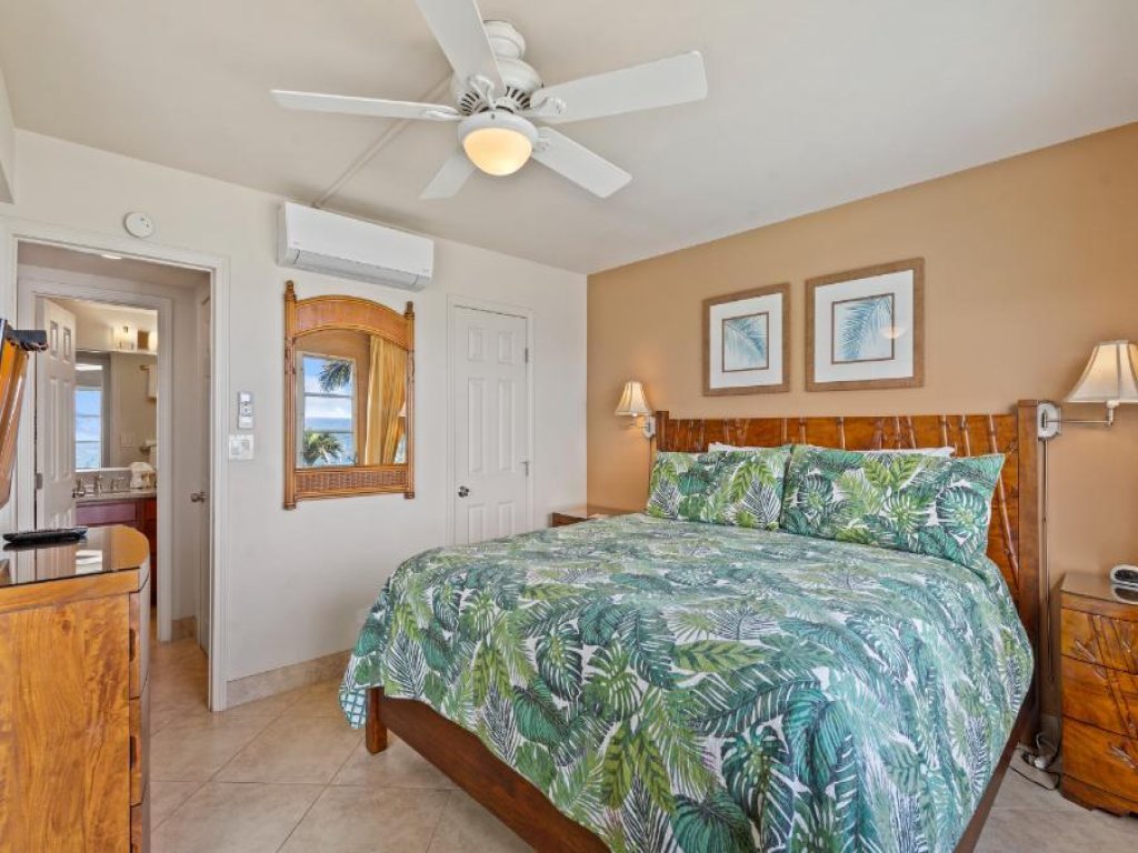 ROYAL MAUIAN, #317 Vacation Rental in Hawaii - RedAwning