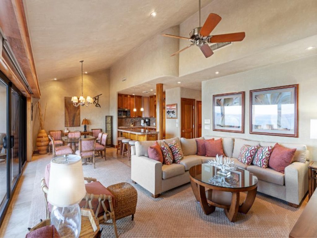 MAKENA SURF #B304 Vacation Rental in Hawaii - RedAwning