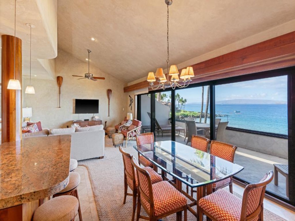 MAKENA SURF #B304 Vacation Rental in Hawaii - RedAwning