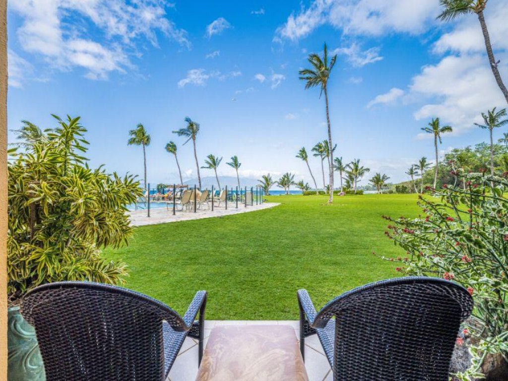 KIHEI SURFSIDE #107 Vacation Rental in Hawaii - RedAwning