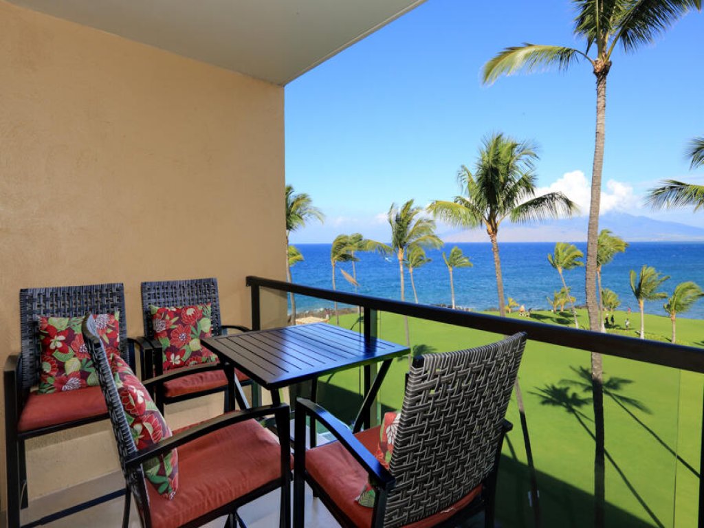 Kihei Surfside #511 Vacation Rental in Hawaii - RedAwning
