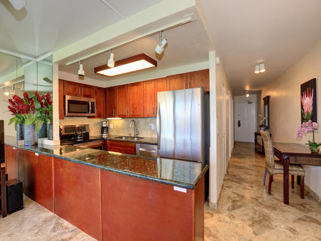 Kihei Surfside #511 Vacation Rental in Hawaii - RedAwning