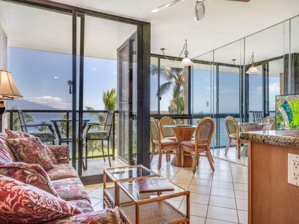 KIHEI SURFSIDE #609 Vacation Rental in Hawaii - RedAwning