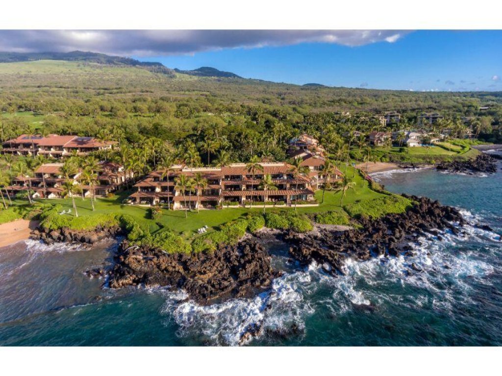 MAKENA SURF, #E-202 Vacation Rental in Hawaii - RedAwning