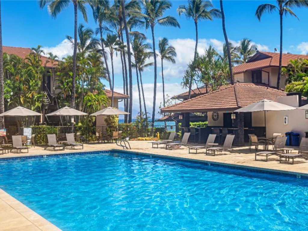 MAKENA SURF, #E-202 Vacation Rental in Hawaii - RedAwning