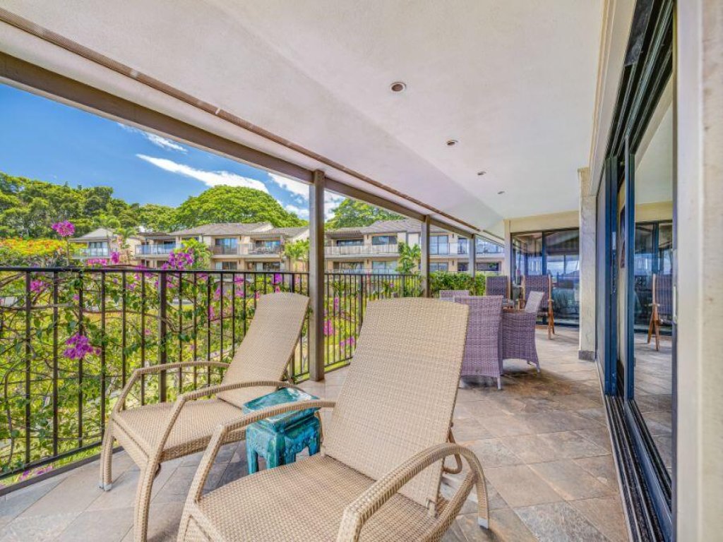 WAILEA ELUA, #2202 Vacation Rental in Hawaii - RedAwning