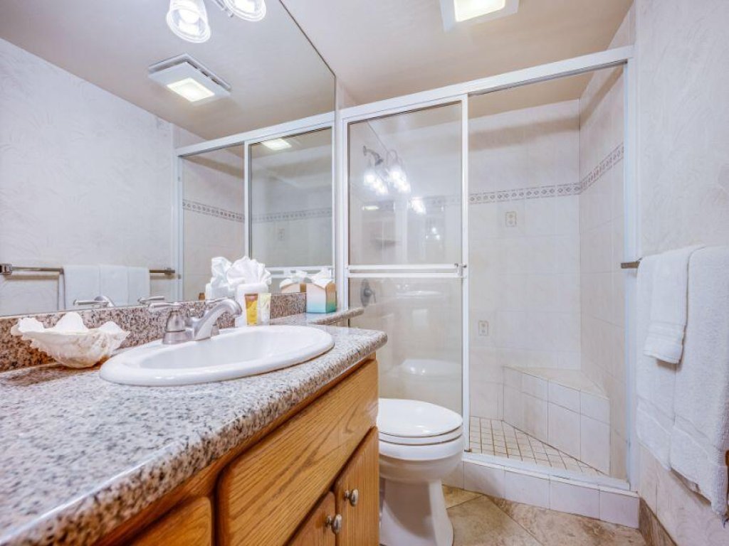Kihei Surfside #305 Vacation Rental in Hawaii - RedAwning