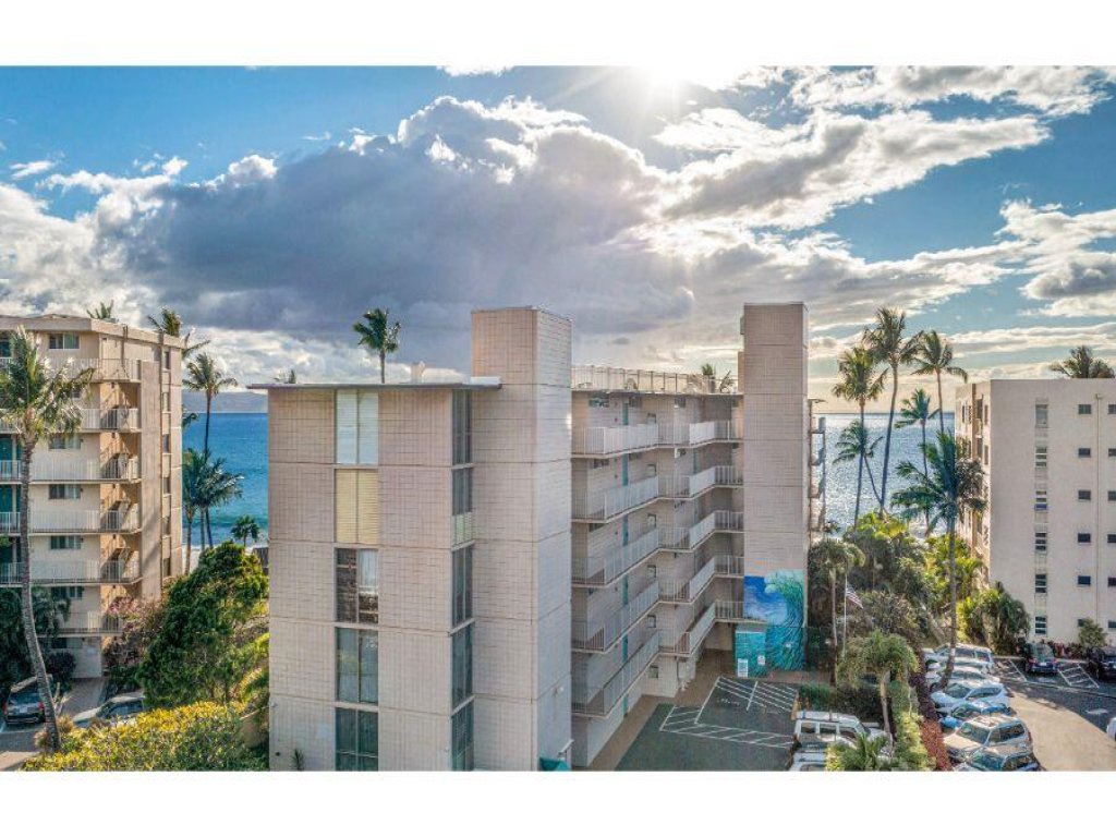 KAMAOLE NALU, #106 Vacation Rental in Hawaii - RedAwning