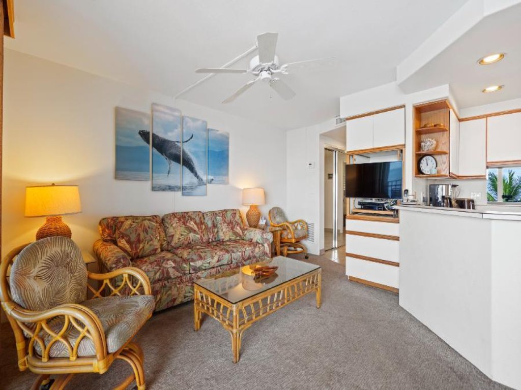 KIHEI BEACH, #407 Vacation Rental in Hawaii - RedAwning