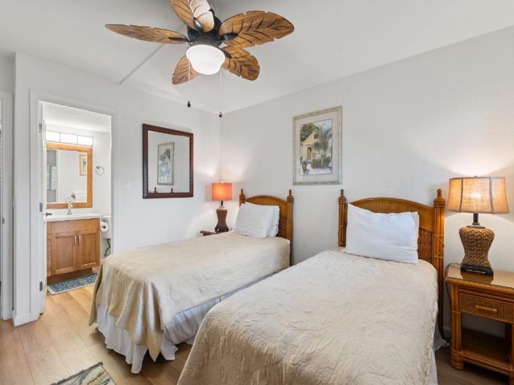 KIHEI BEACH, #110 Vacation Rental in Hawaii - RedAwning