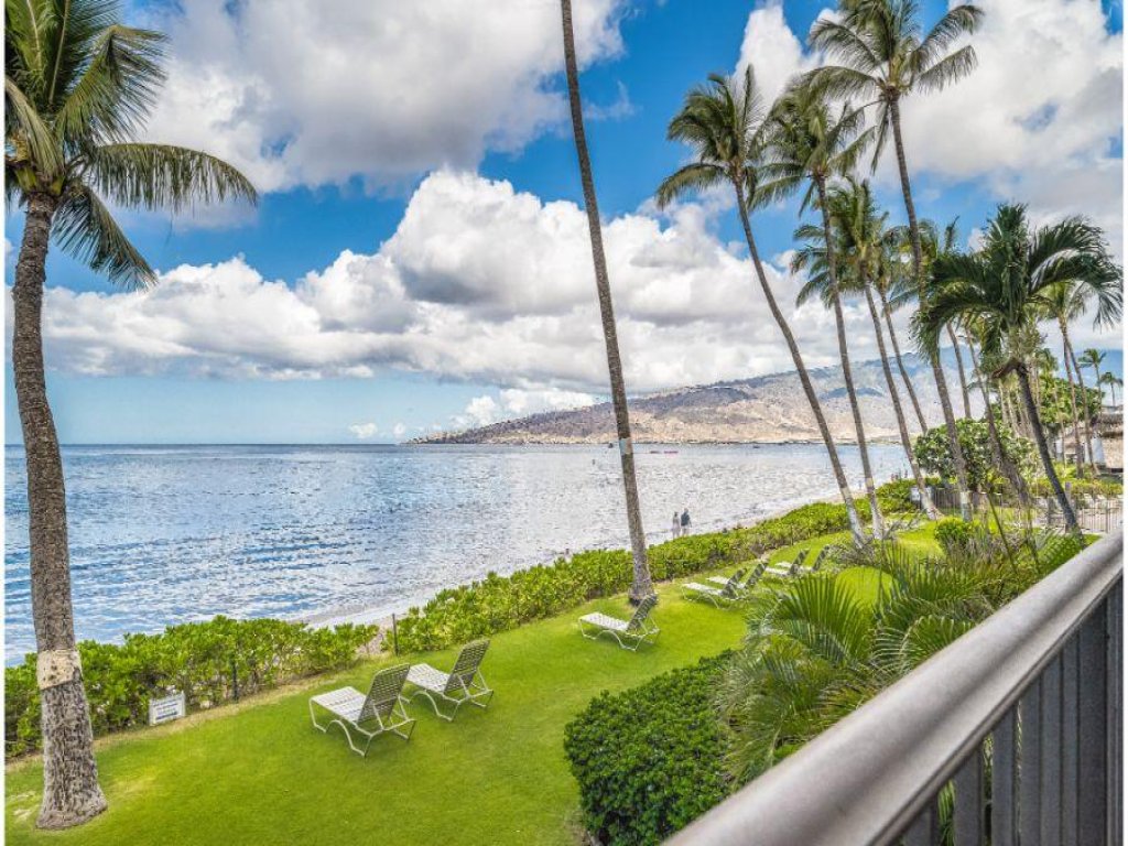 KIHEI BEACH, #207 Vacation Rental in Hawaii - RedAwning