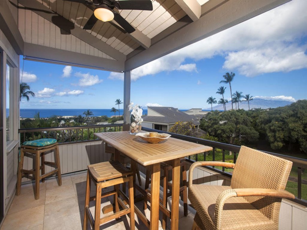 WAILEA EKOLU, #914 Vacation Rental in Hawaii - RedAwning