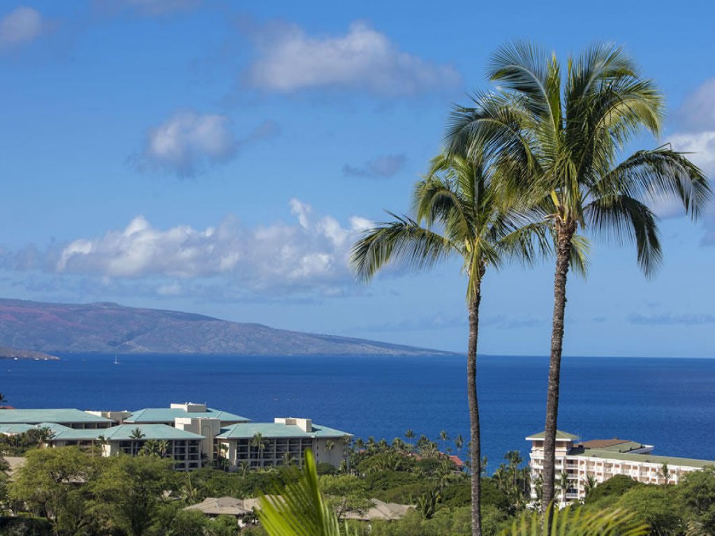 WAILEA EKOLU, #914 Vacation Rental in Hawaii - RedAwning