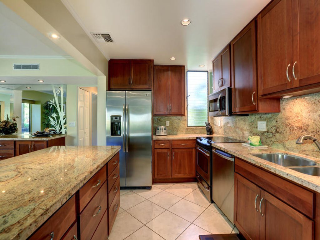 WAILEA ELUA, #0909 Vacation Rental in Hawaii - RedAwning
