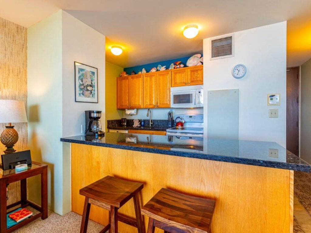 SUGAR BEACH RESORT #326 Vacation Rental in Hawaii - RedAwning
