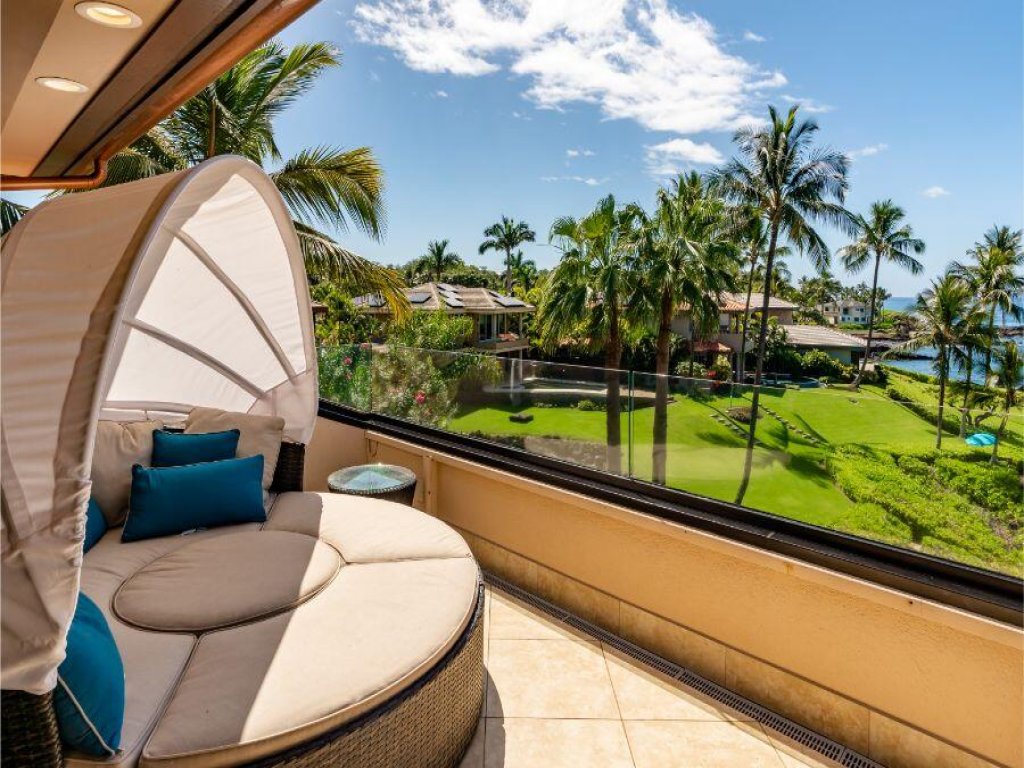 MAKENA SURF, #G-301-302 Vacation Rental in Hawaii - RedAwning
