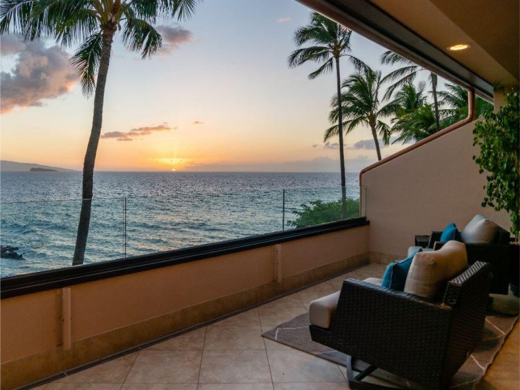 MAKENA SURF, #G-301-302 Vacation Rental in Hawaii - RedAwning