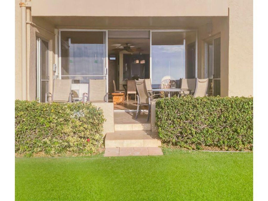 MENEHUNE SHORES, #115** Vacation Rental in Hawaii - RedAwning