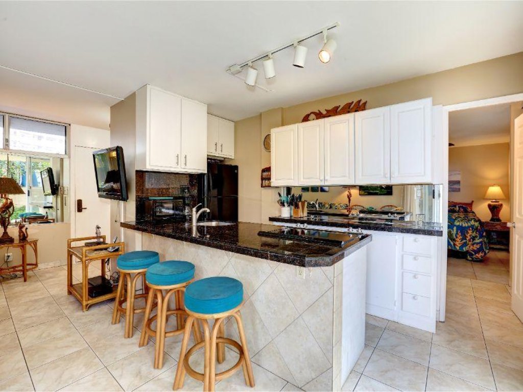 KAMAOLE NALU, #102 Vacation Rental in Hawaii - RedAwning