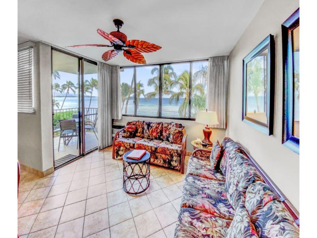 Kealia Resort #304 Vacation Rental in Hawaii - RedAwning