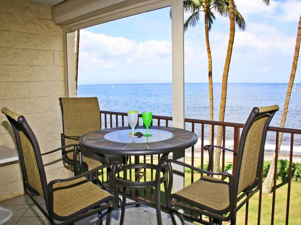 KIHEI BEACH, #303 Vacation Rental in Hawaii - RedAwning