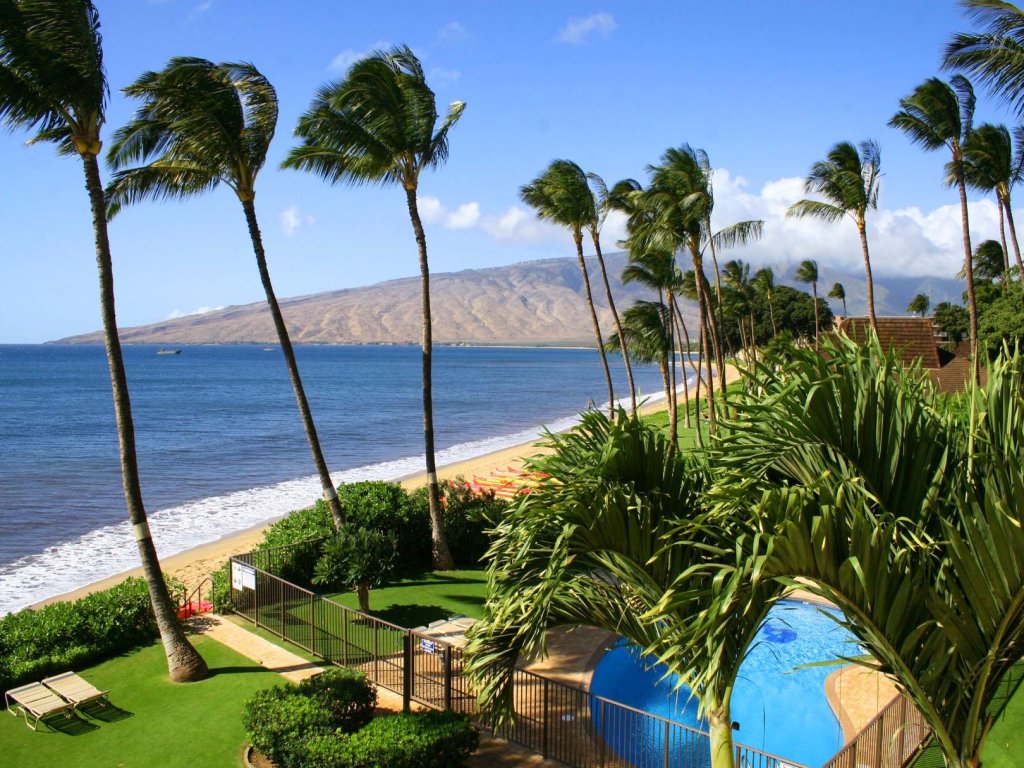 KIHEI BEACH, #303 Vacation Rental in Hawaii - RedAwning