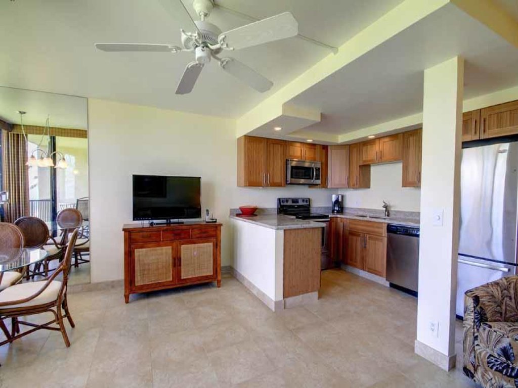 Kihei Surfside, #211 Vacation Rental in Hawaii - RedAwning
