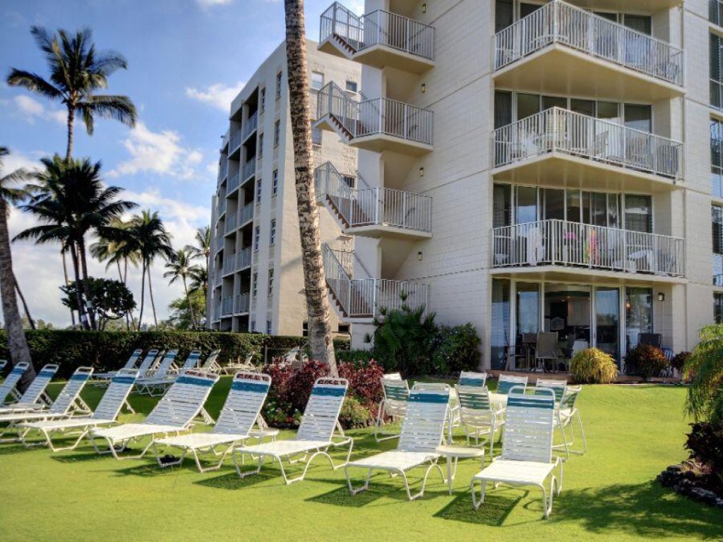 KAMAOLE NALU #601 Vacation Rental in Hawaii - RedAwning