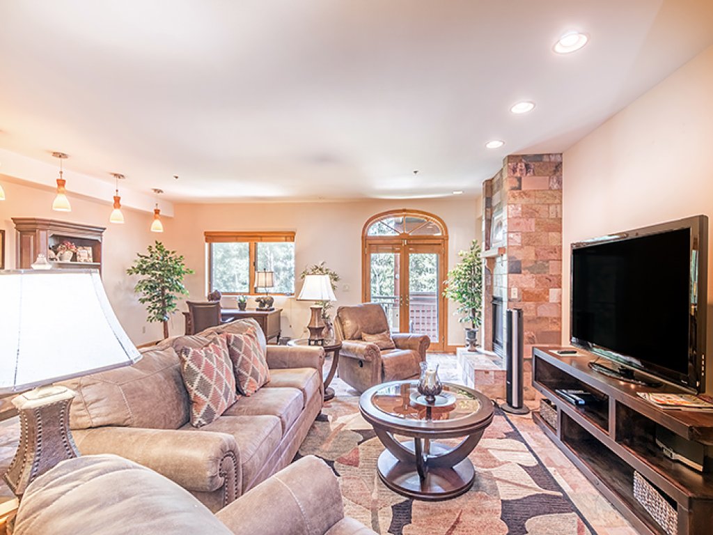 Bear Creek Lodge 213 Vacation Rental in Mountain Village - RedAwning