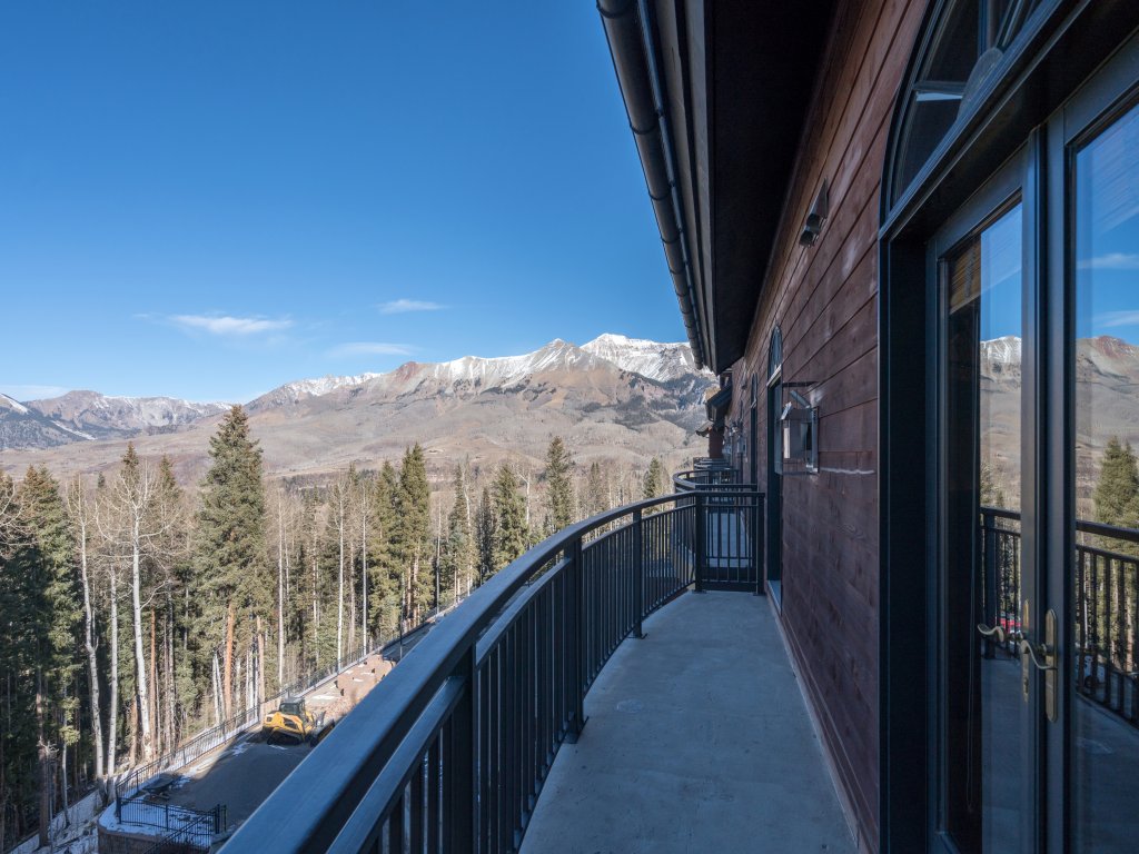 Bear Creek Lodge 407 Vacation Rental in Mountain Village - RedAwning