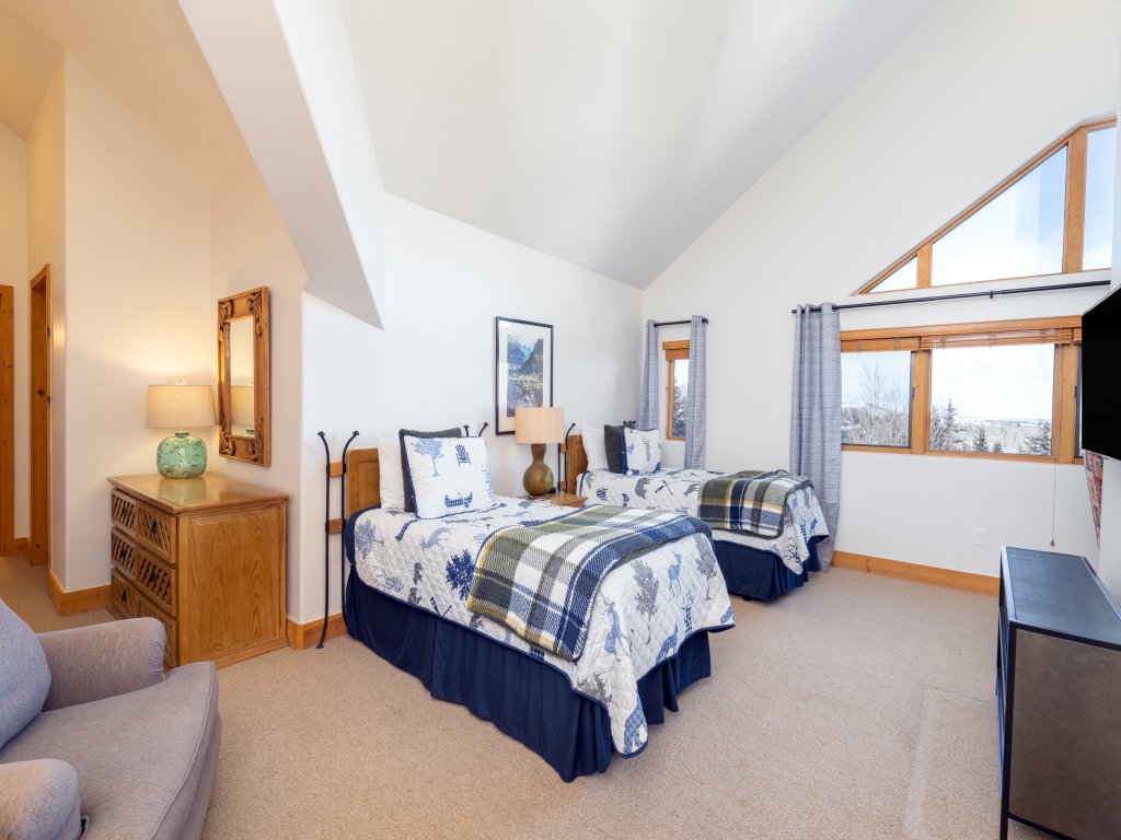 Bear Creek Lodge 408 Vacation Rental in Mountain Village - RedAwning