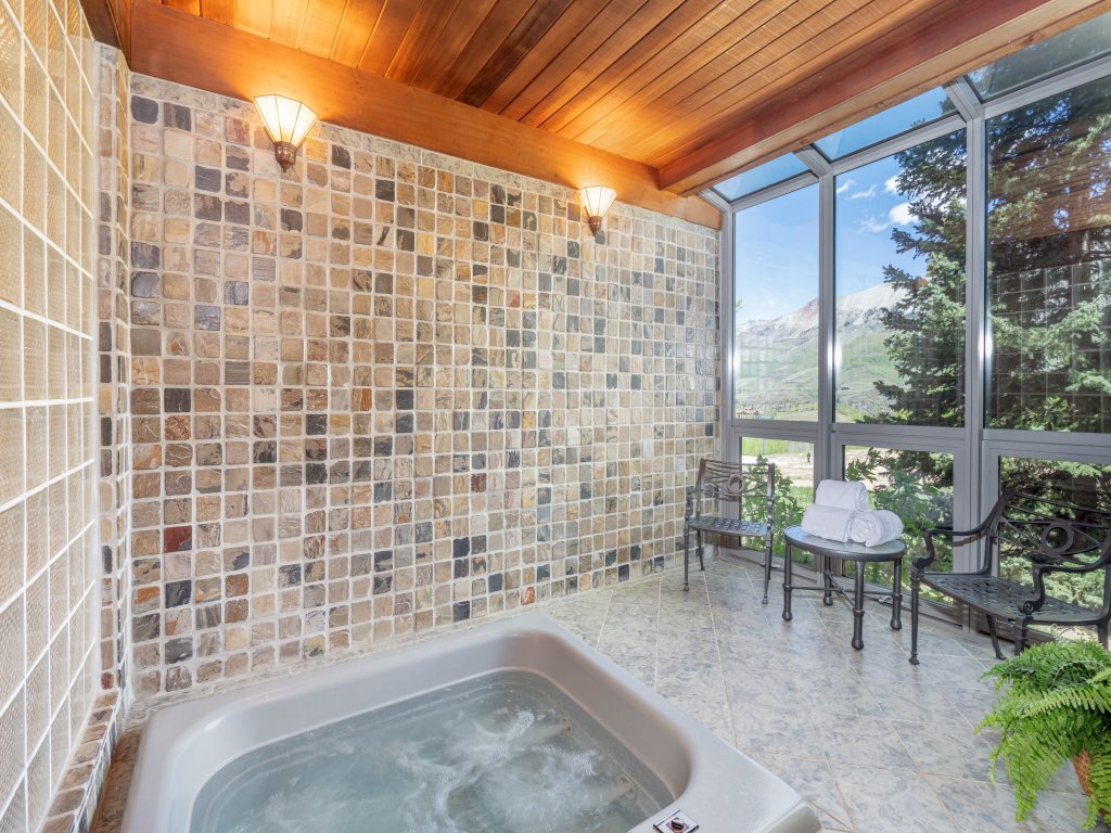 Aspen Ridge 27 Vacation Rental in Mountain Village - RedAwning