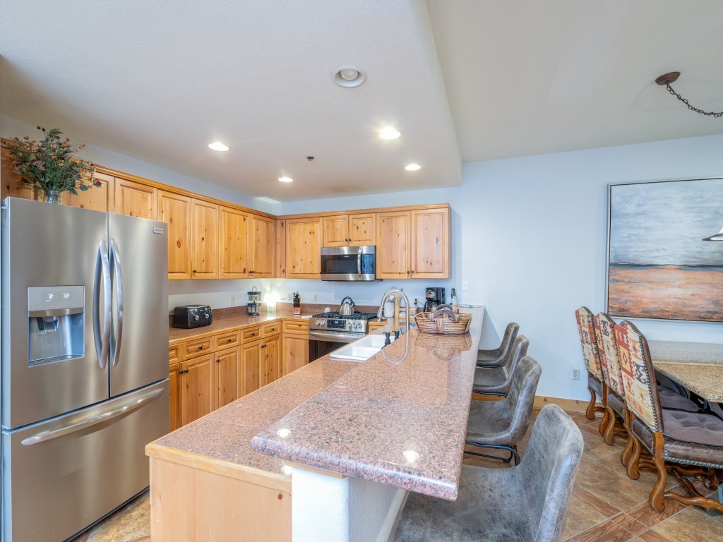 Bear Creek Lodge 101 Vacation Rental in Mountain Village - RedAwning