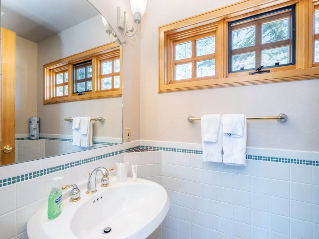 Aspen Ridge 4 Vacation Rental in Mountain Village - RedAwning