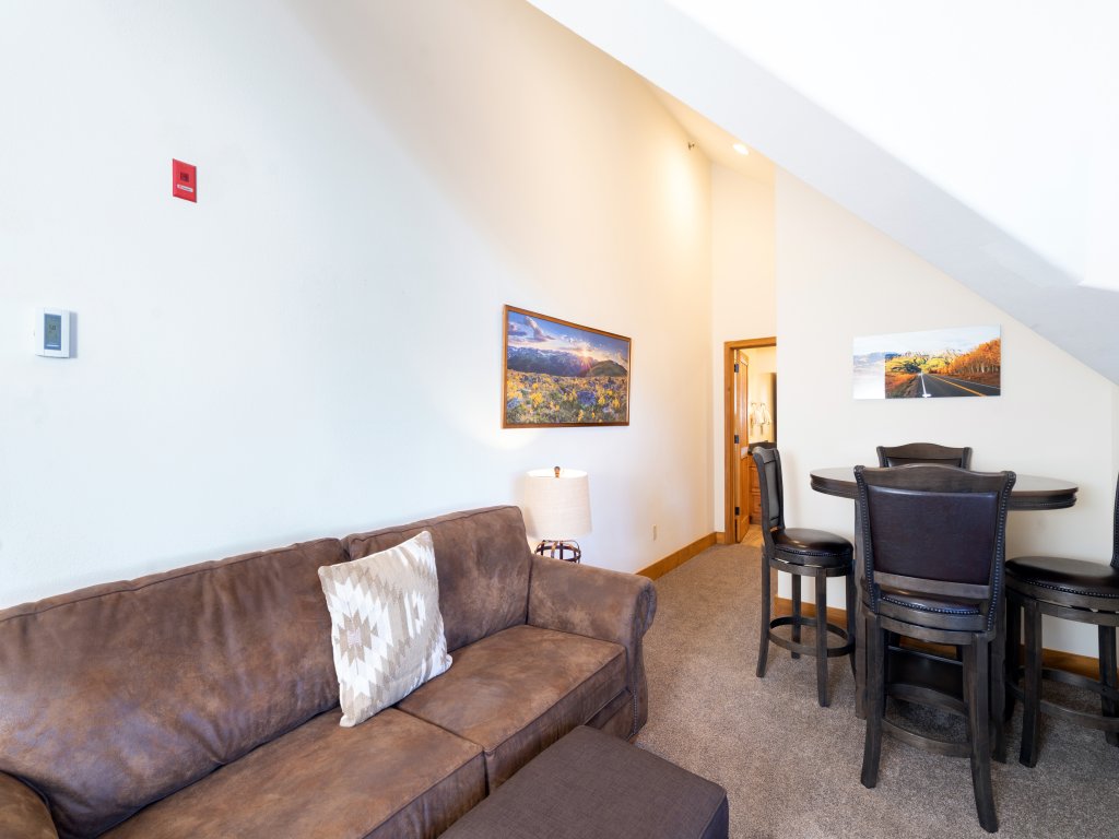 Bear Creek Lodge 410 Vacation Rental in Mountain Village - RedAwning