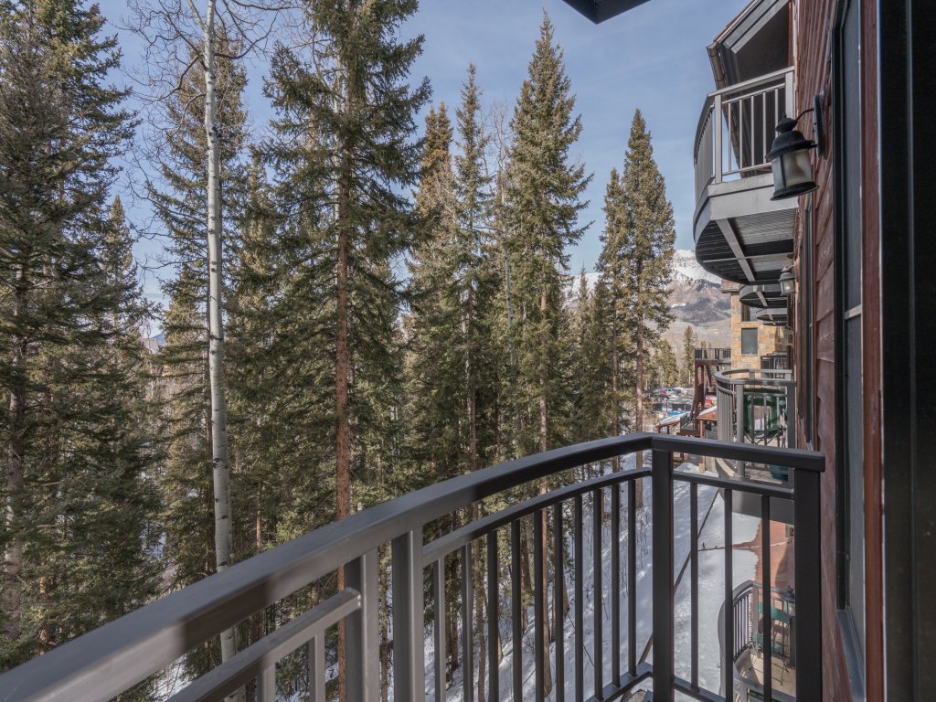Bear Creek Lodge 302 Vacation Rental in Mountain Village - RedAwning