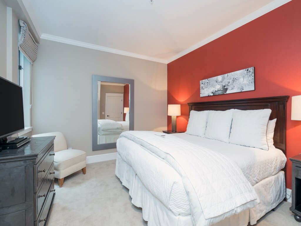 River Club 207 Vacation Rental in Telluride - RedAwning