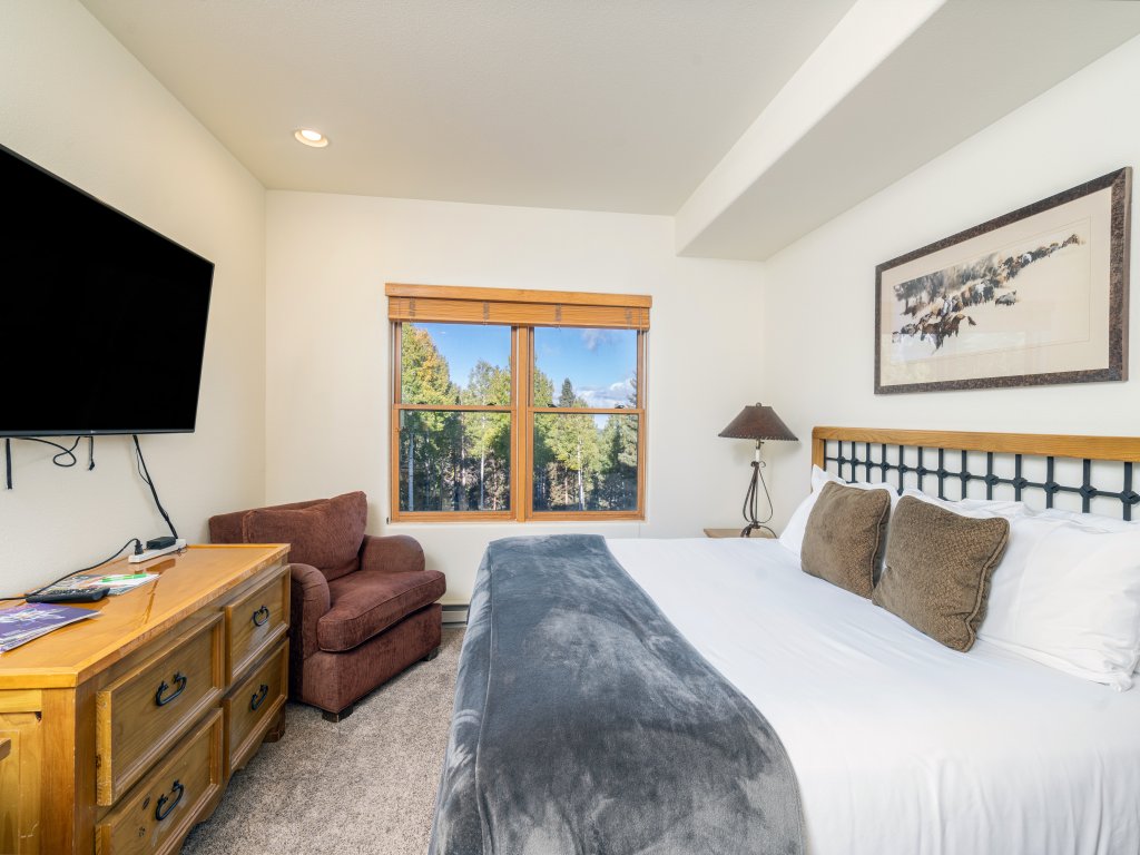 Bear Creek Lodge 212 Vacation Rental in Mountain Village - RedAwning