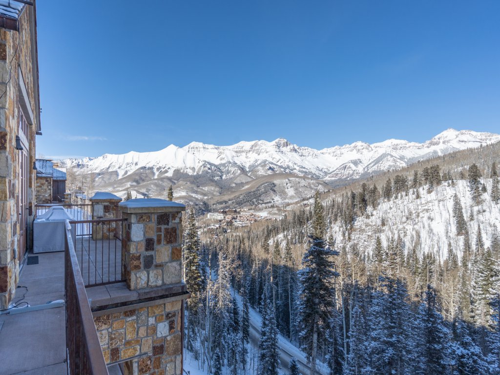 Villas at Cortina Penthouse 11 Vacation Rental in Mountain Village - RedAwning