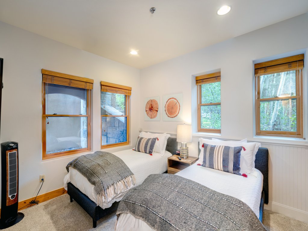 Bear Creek Lodge 201 Vacation Rental in Mountain Village - RedAwning