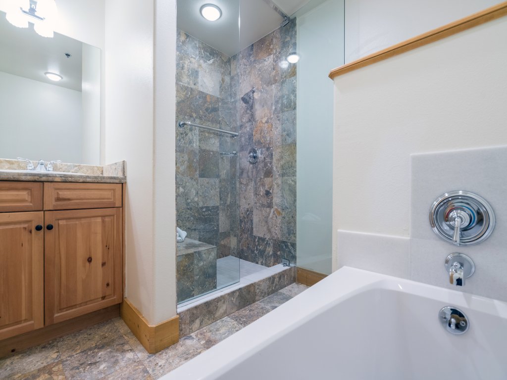 Bear Creek Lodge 309 Vacation Rental in Mountain Village - RedAwning